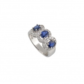 18k White Gold Diamond and Sapphire Ring 0.54ct G-H/VS